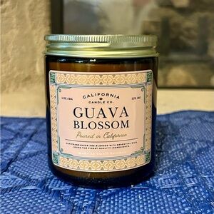 Leoben Company Guava Blossom Candle 6.5oz